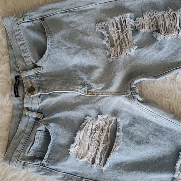 Brandy Melville Distressed Denim Pants Long Size Small - Picture 9 of 16